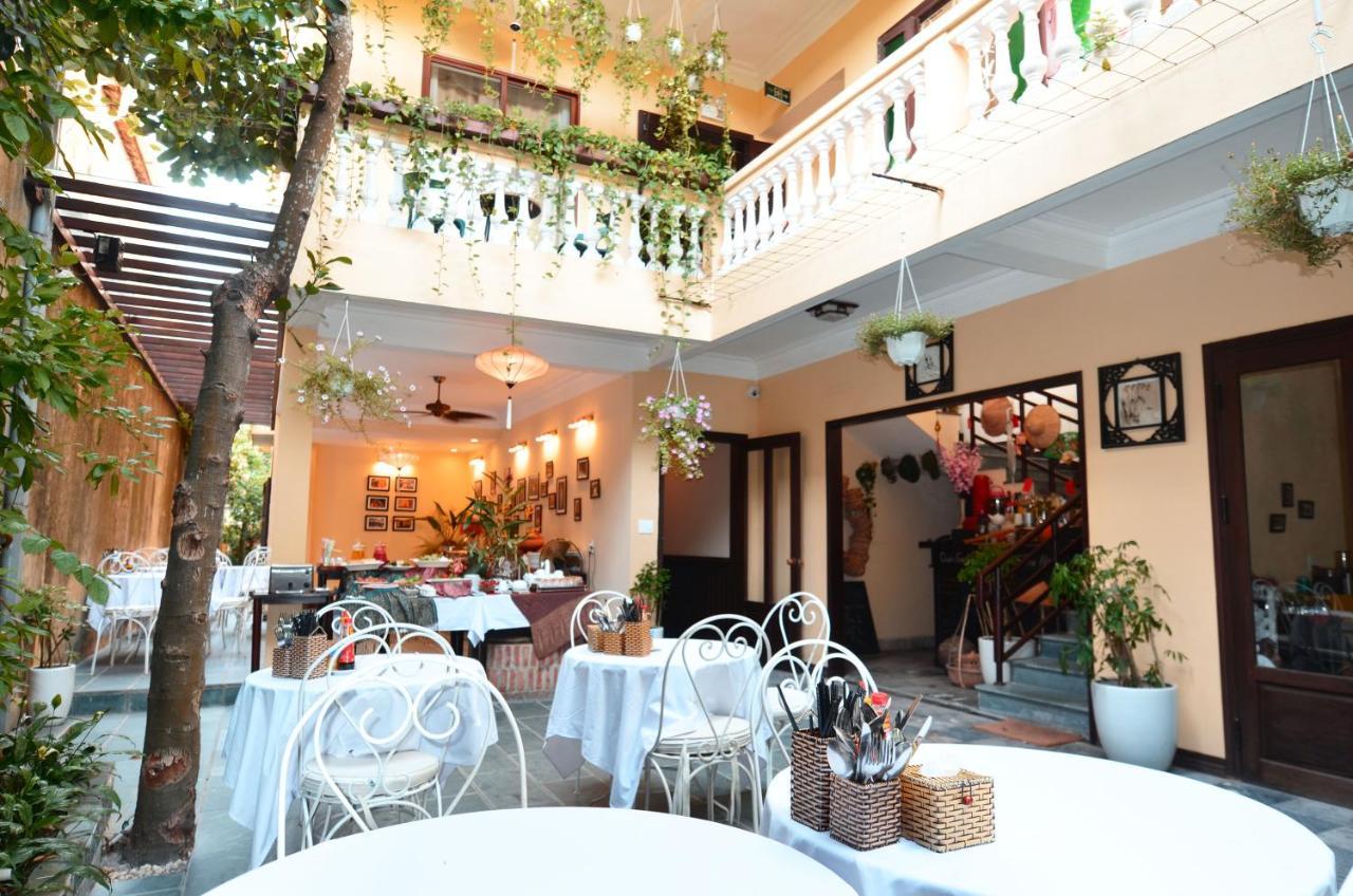 Hoian Central Hotel Хоян Екстер'єр фото