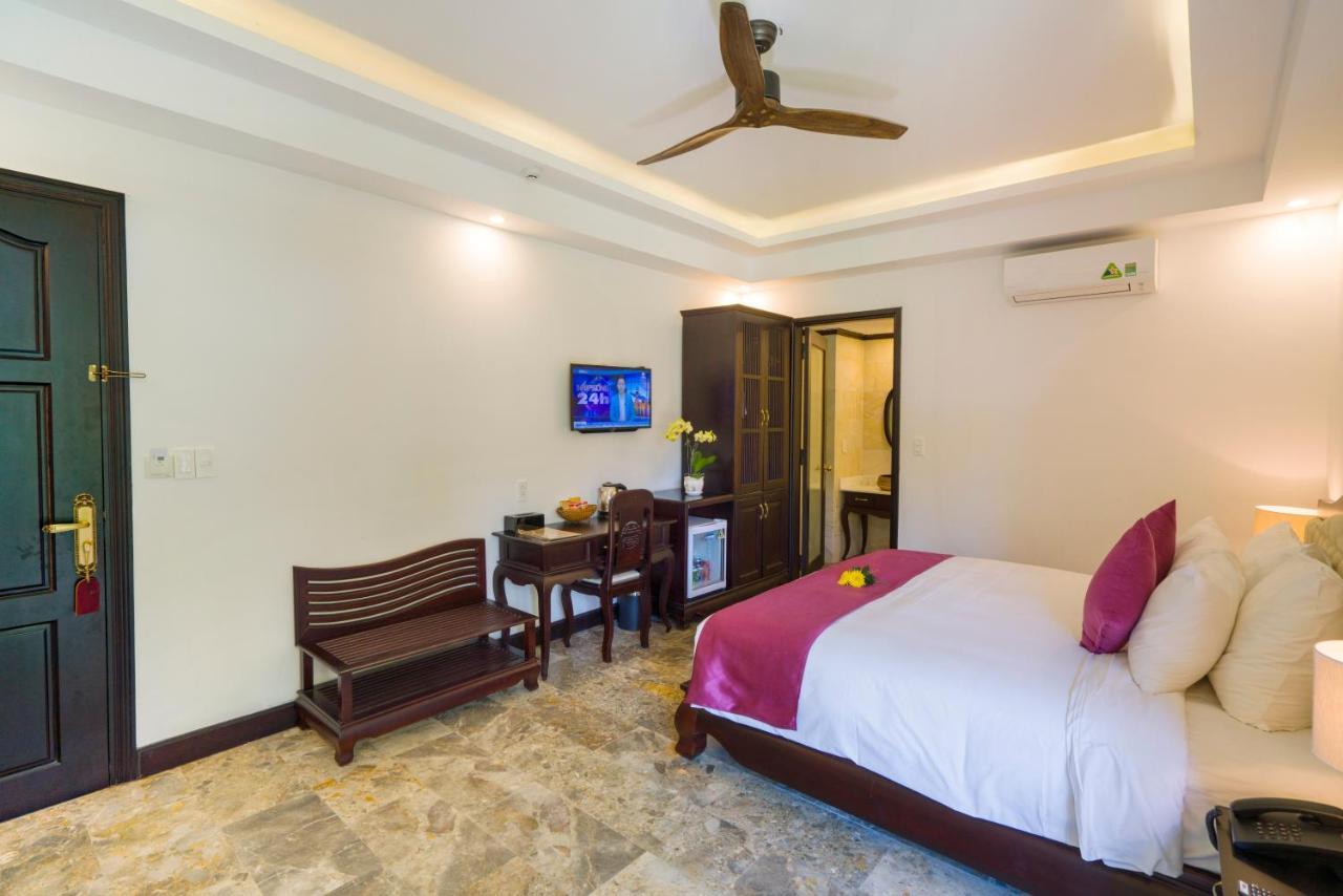 Hoian Central Hotel Хоян Екстер'єр фото